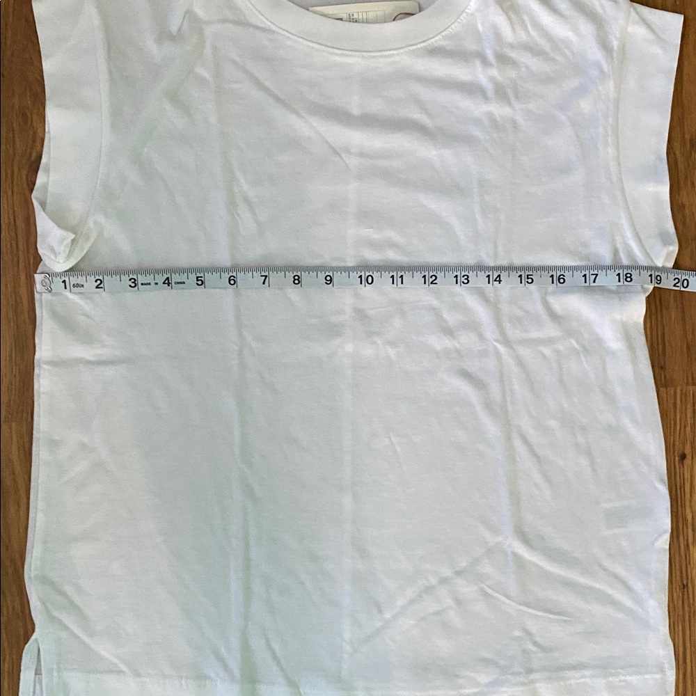 BNWT a new day White Short Sleeve Tee - Picture 11 of 13